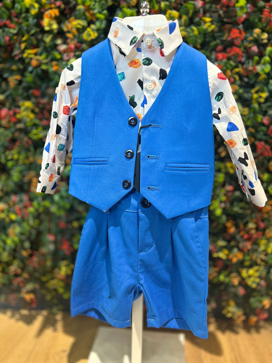 '- completo  con camicia gilet
pantaloncino con bretelle e papiillon - completo cobalto